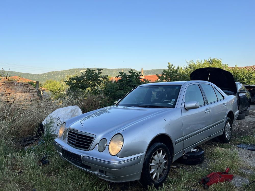 Mercedes W210 Facelift 2001г – 2.2 CDI – НА ЧАСТИ, БЕЗ РЪЖДА