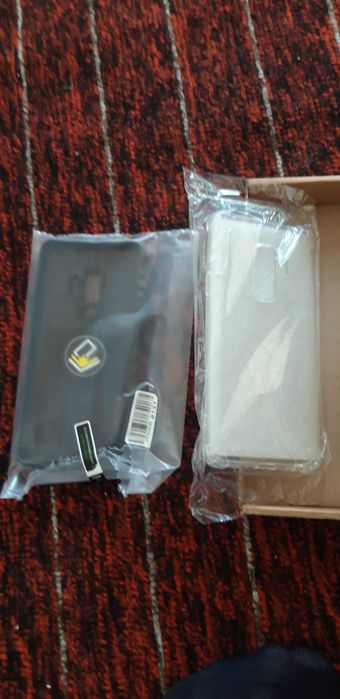 Samsung galaxy s9+ chexol 2 dona yangi
