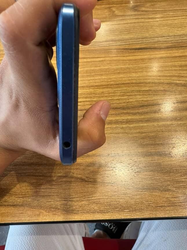 Redmi 12C telefoni sotiladi srochna