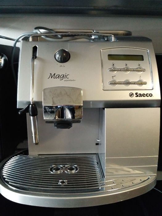 Aparat expresor cafea boabe Saeco Magic comfort plus new model