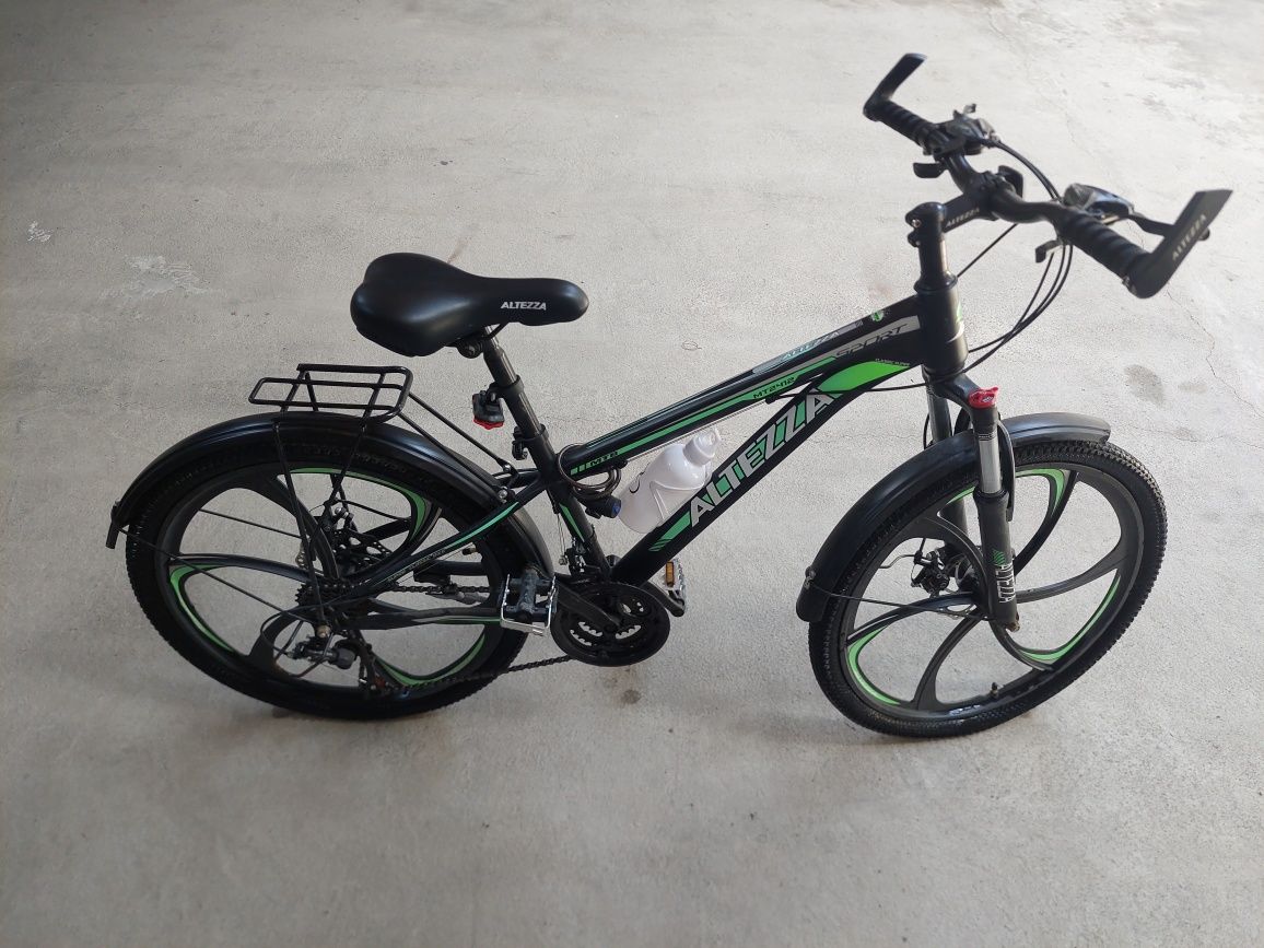 Velosiped sotiladi