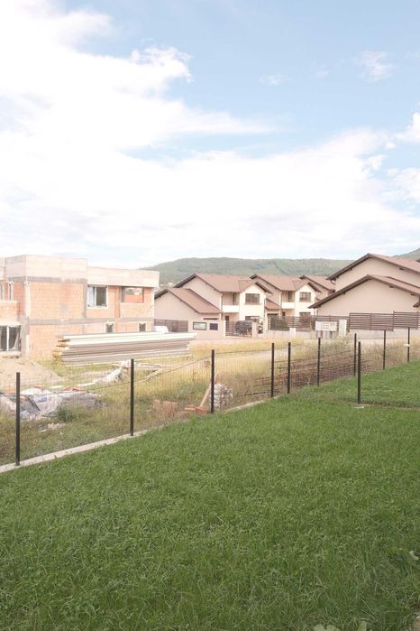 Inchiriez apartament cochet si nou, într-o zonă liniștită