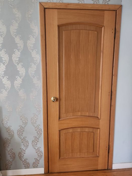 Продавам интериорни врати