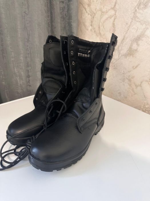 Берцы зима новые 40размер