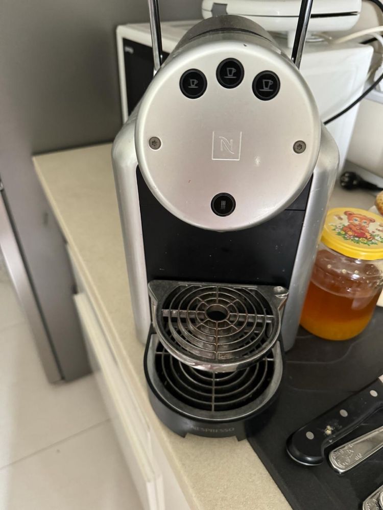 Aparat Profesional de cafea NESPRESO