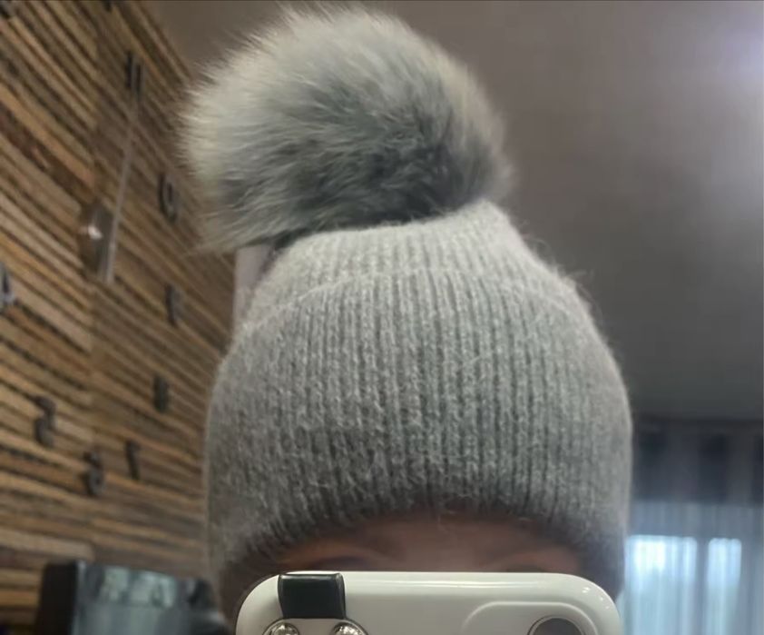 Fes angora şi moț de blană din iepure