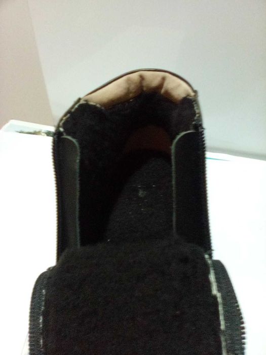 Шити и лепени кожени зимни обувки