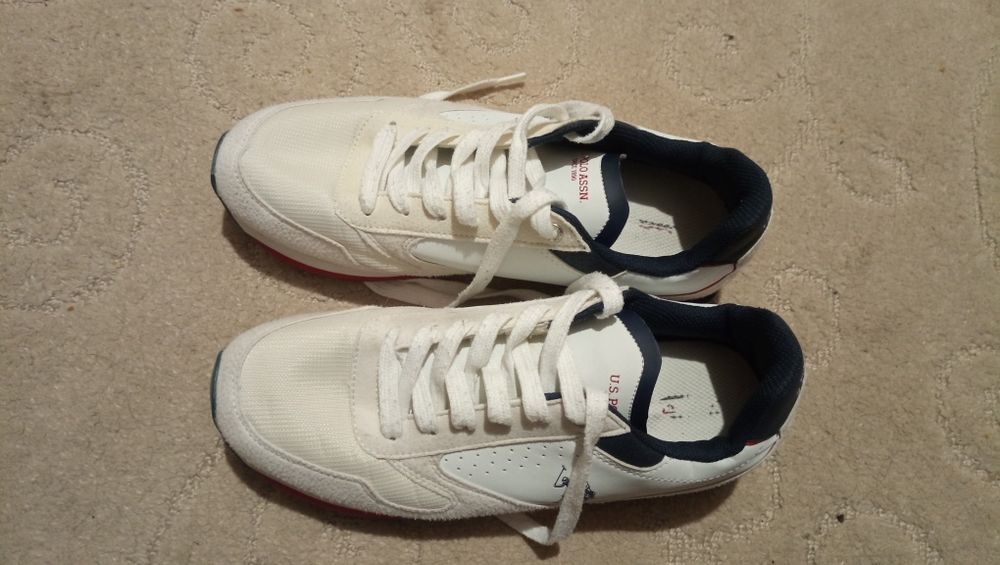 Маратонки 42 номер