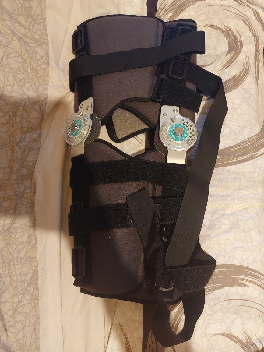 Ортеза за коляно за мобилизация