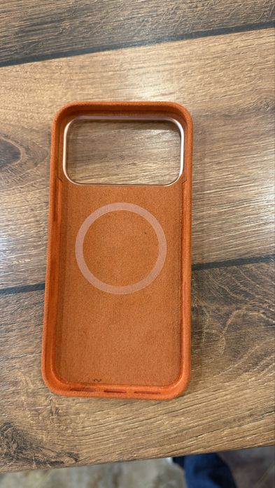 Husa piele alcantara iphone 17 Pro Max Portocalie