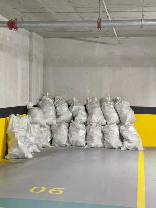 Transport moloz Evacuare moloz Debarasare apartamente Evacuare mobila