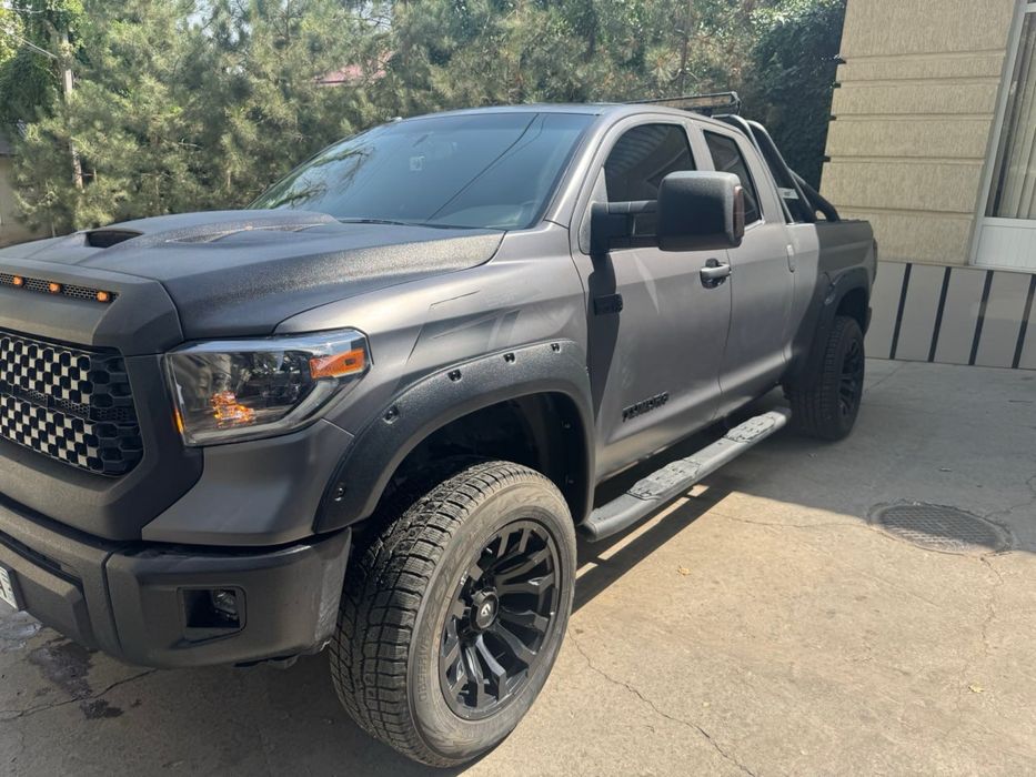Toyota Tundra 2015