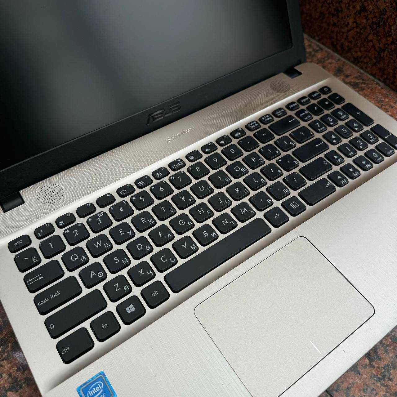 Ноутбук Asus VivoBook SSD 128GB / LOMBARD