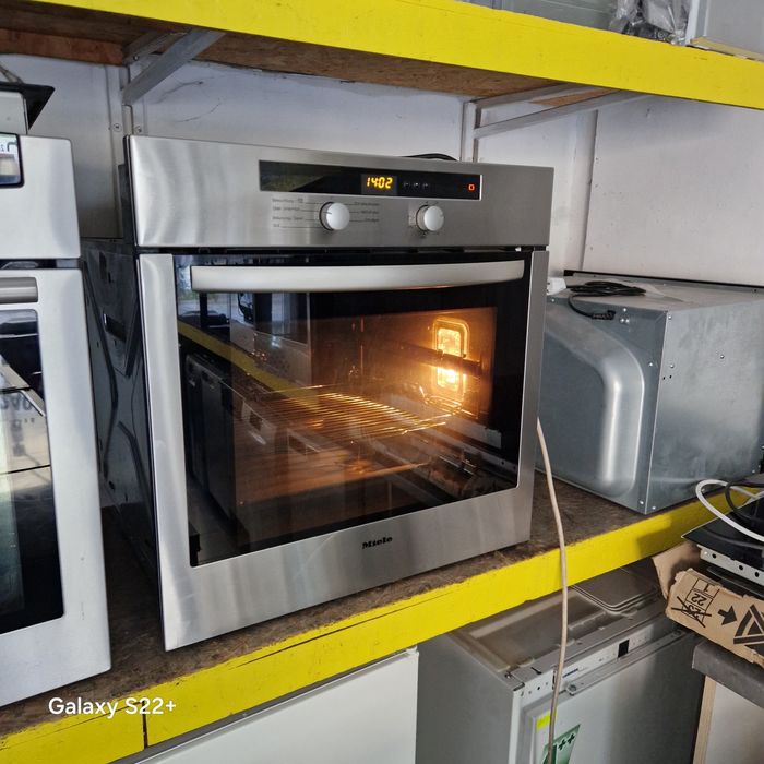 Фурна за вграждане MIELE