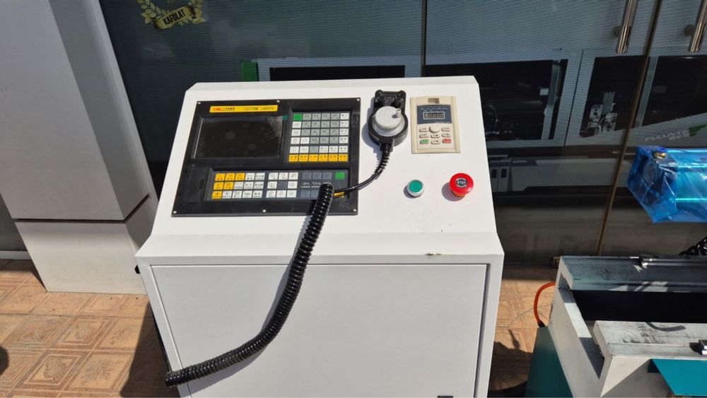 Токарный станок