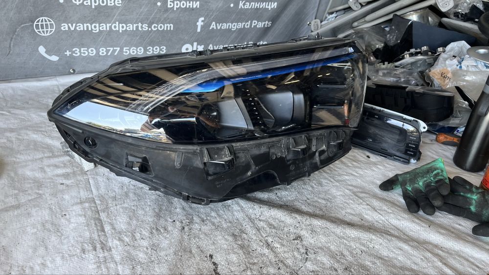 Mercedes EQA 243 десен фар