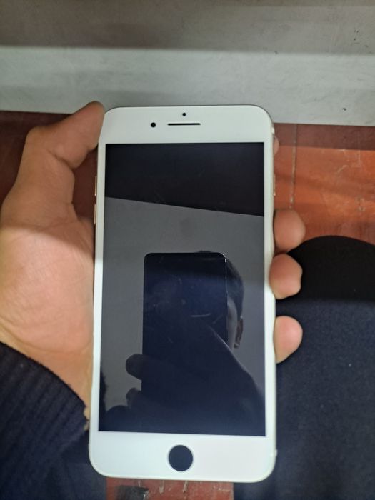 Iphone 7 + xotira128 tali