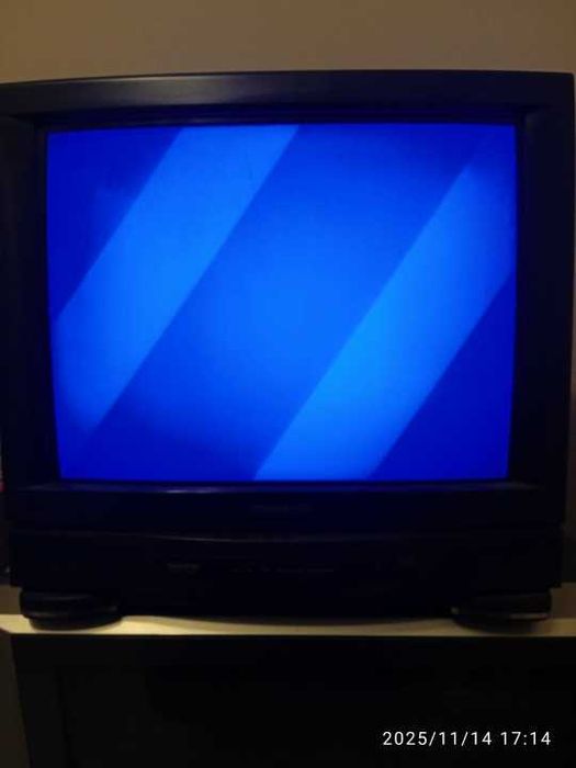 Телевизор SHARP .