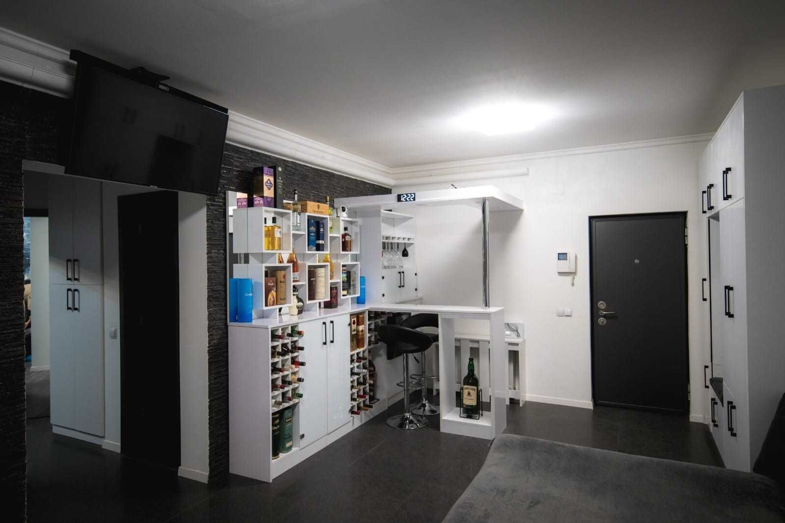 Persoana fizica - Copou Bellevue - 3 camere - 75 m - Etaj 2/5 - Lux