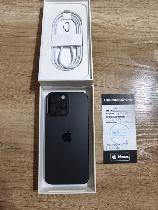 iPhone 16 Pro Max 256 ГБ Black Titanium — отличное состояние