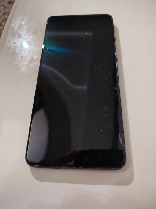 Продаю Samsung s21 plus