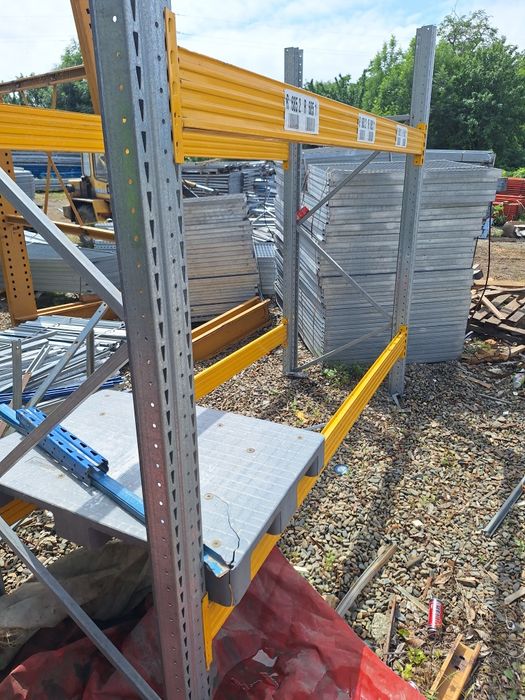 Rafturi metalice profisionale
