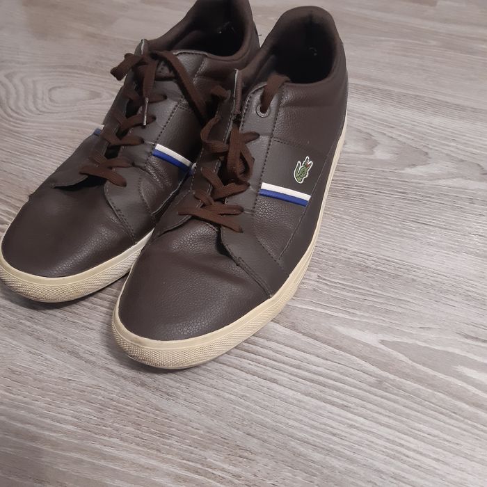 Vind teniși Lacoste