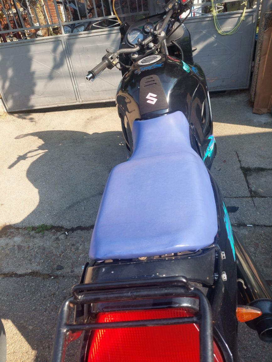 Пистов мотор Suzuki sport 750kуб.