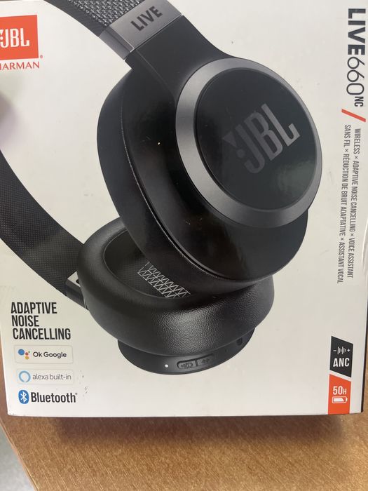 Продаю новые наушники JBL Live 660NC