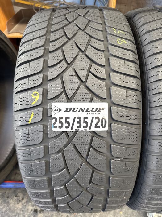 255/35/20 Dunlop M+S