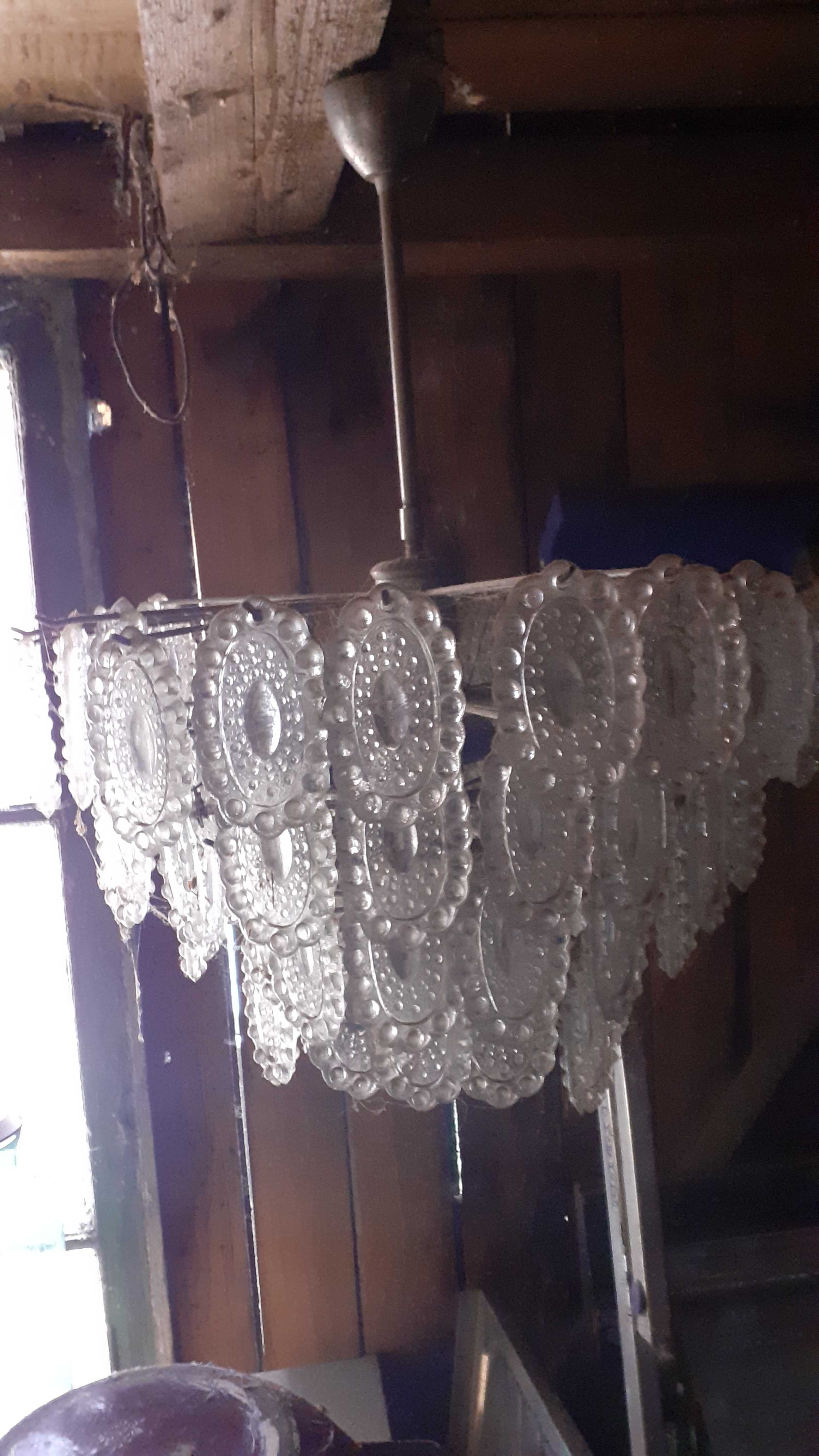Vand candelabru vintage din piese sticla