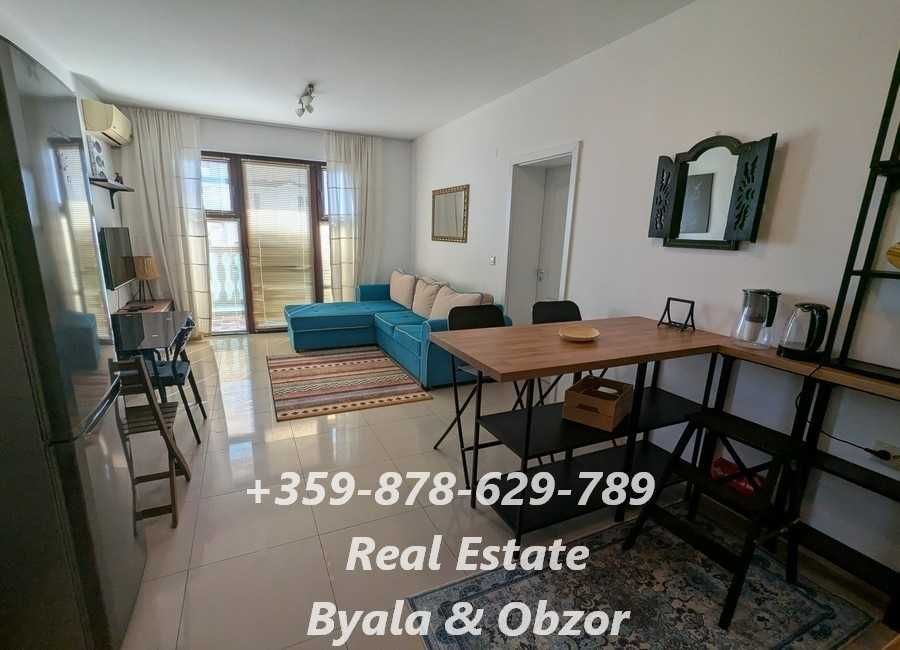Продава се Двустаен апартамент в Бяла - 56 кв.м за 1125 €/кв.м - Снимка #2