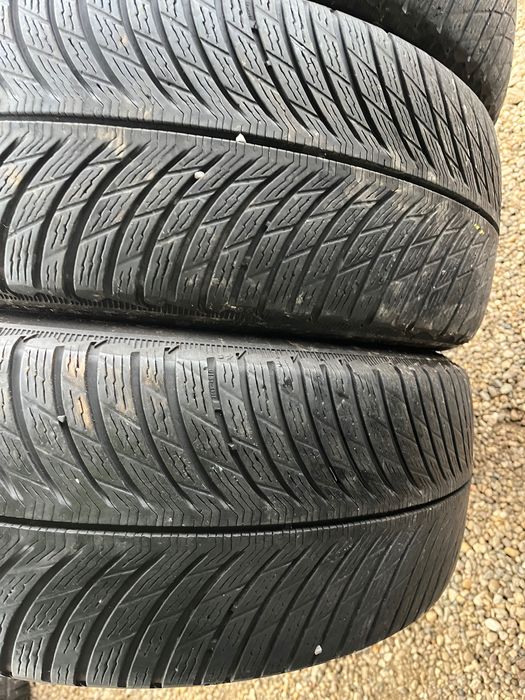 225/55 r18 de iarna 4 buc f bune Michelin