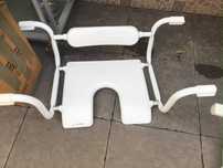 Vand scaun ptr Vana Baie ptr persoane batrane