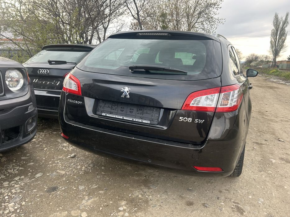 Haion, bară spate, stopuri Peugeot 508 SW 2011