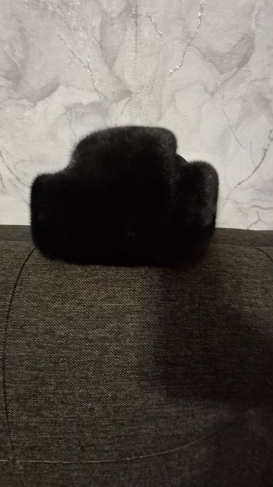 Продам норковую шапку ушанку
