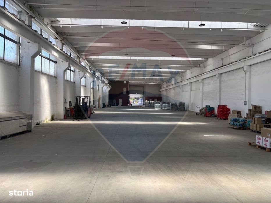 De vanzare hala 1738mp, administrativ 514mp, teren total 4741mp
