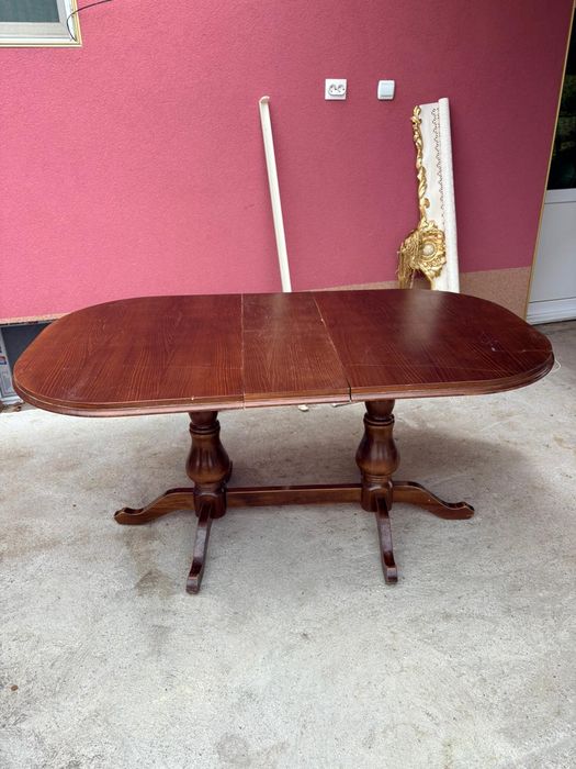 Трапезна маса  за хранене