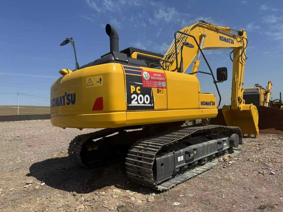 Экскаватор Komatsu PC200-8M0 Б/у выгодно