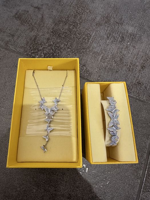 Нов! Комплект Swarovski колие и гривна Lilia