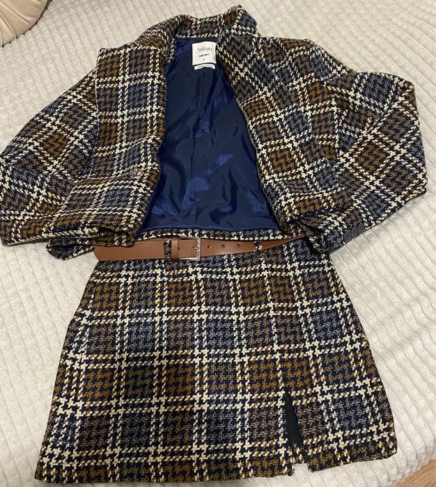 Дамски костюм Koton - сако и пола