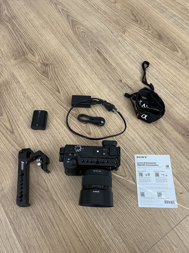 Sony a6600 cinematic rig + obiectiv etc.