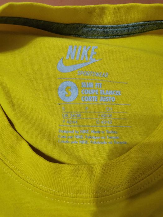 2 броя Мъжки тениски Nike.