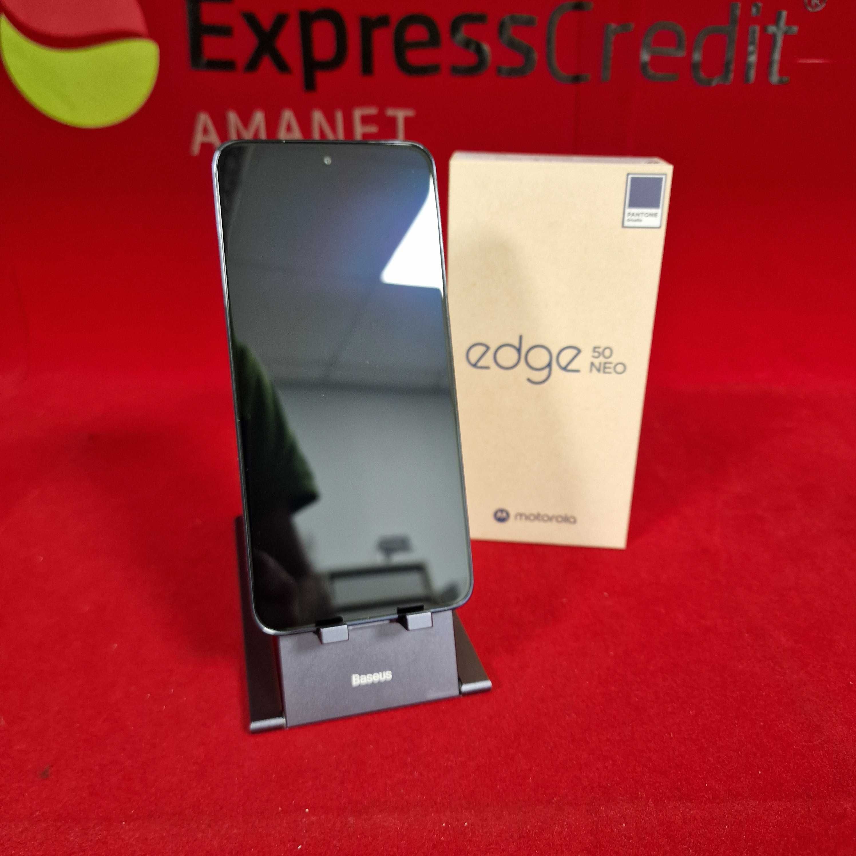 ( B30454.1 / Ag28 Doi Baieti ) Motorola Moto Edge 50 Neo