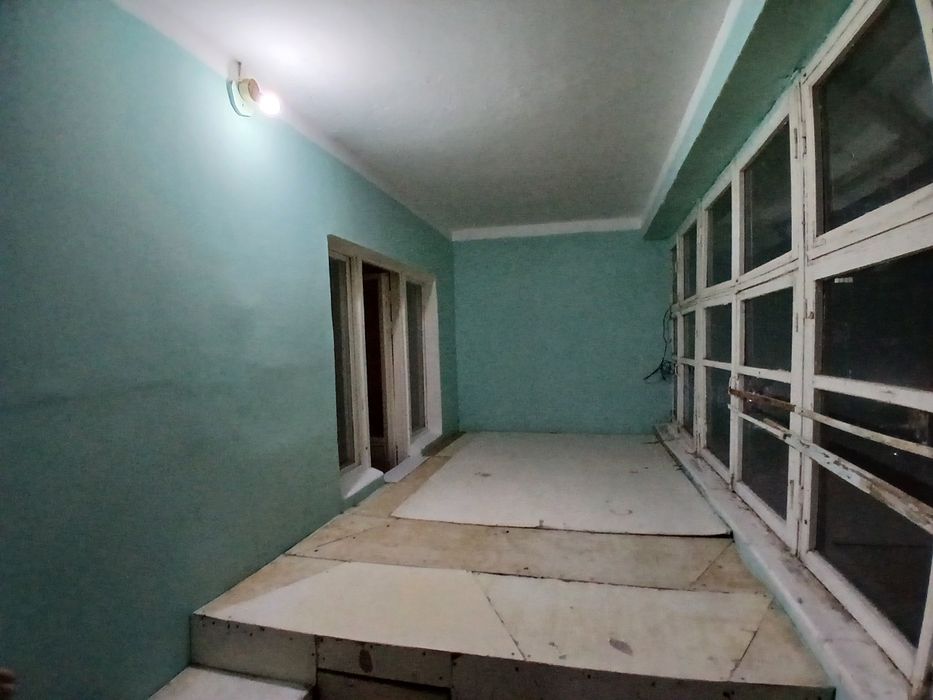 3 xonali 3 etaj. 6 mikrarayon