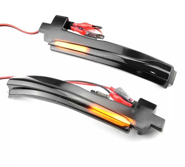 Динамични бягащи мигачи за огледалата на Волво Volvo S60 V40 светлина