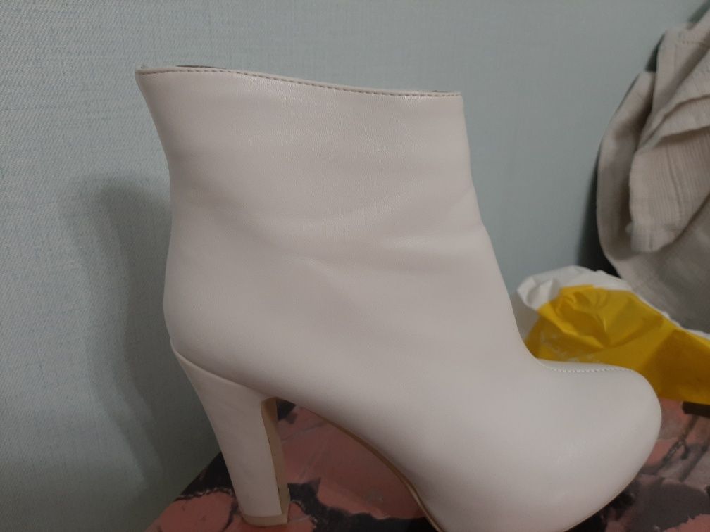 Продам обувь 38 размер