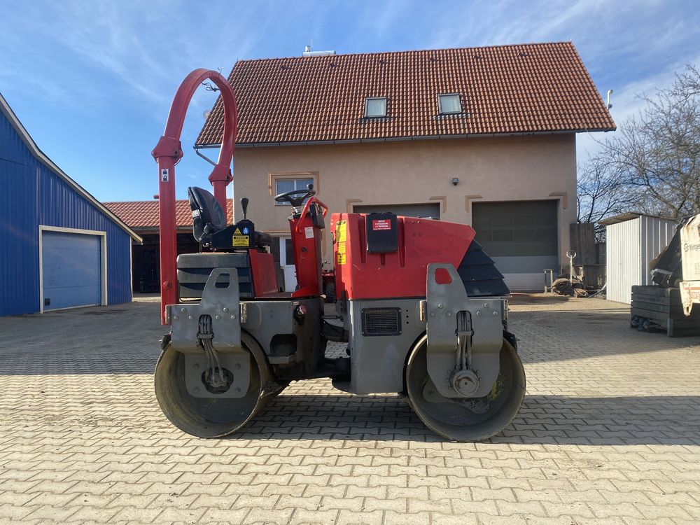 De inchiriat vibrocompactor , rola compactor Amman