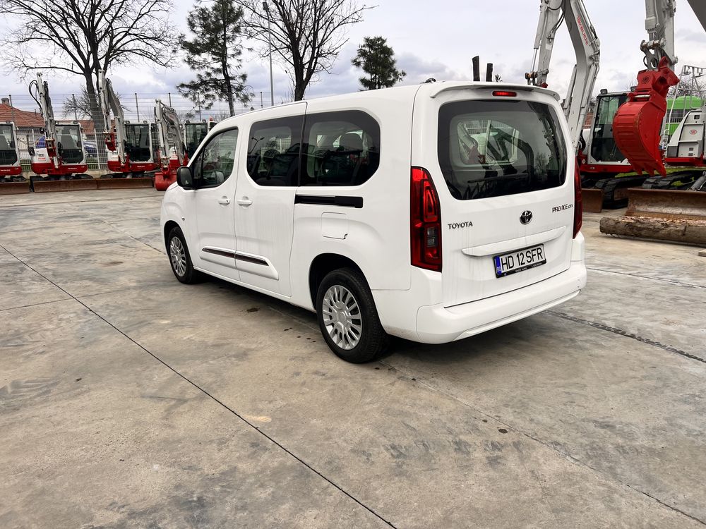 Toyota Proace city