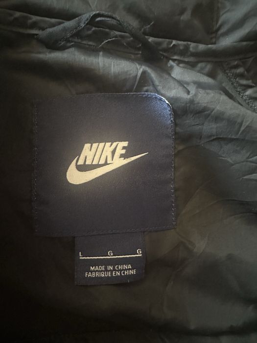 Оригинално яке Nike